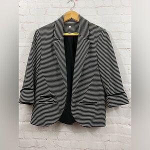 Willow & Clay Blazer Jacket Womens Size Medium Black White Stripes Stretchy